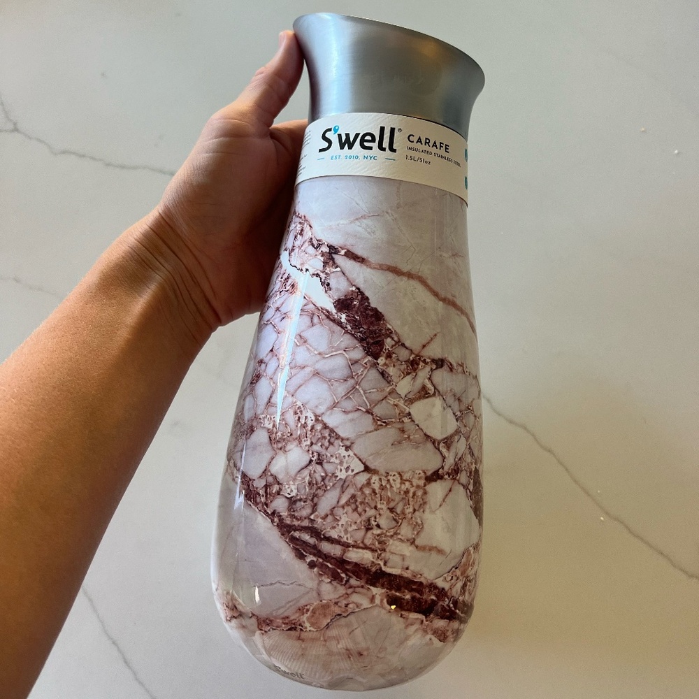 S'well Carafe in Calacatta Gold